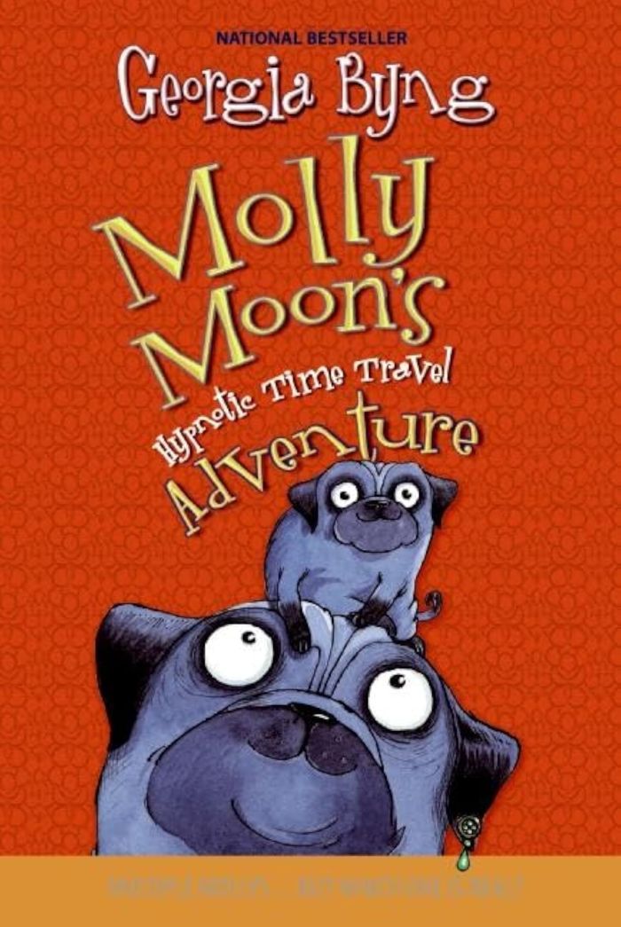 Couverture du livre « MOLLY MOON'S HYPNOTIC TIME TRAVEL ADVENTURE » de Byng, Georgia, librairie Les Contes Infusés à Corte