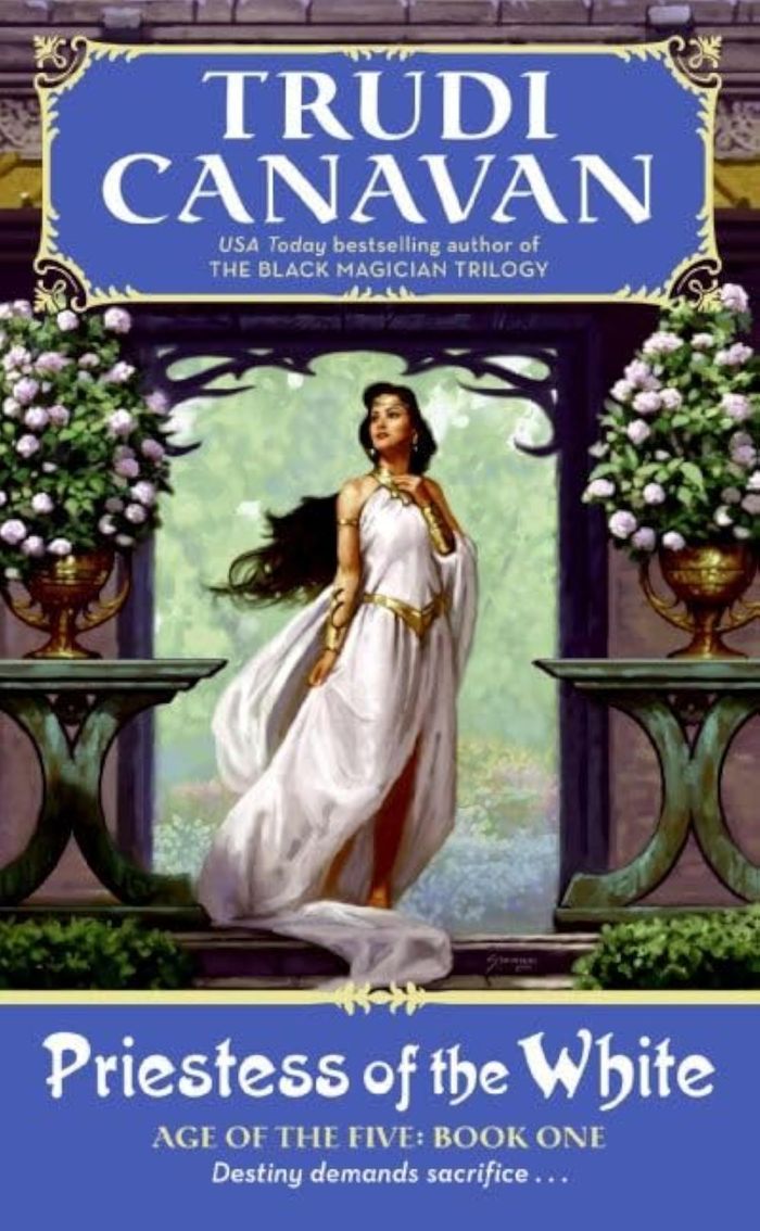 Couverture du livre « AGE OF THE FIVE TRILOGY - PRIESTESS OF THE WHITE - AGE OF THE FIVE TRILOGY BOOK 1 », librairie Les Contes Infusés à Corte