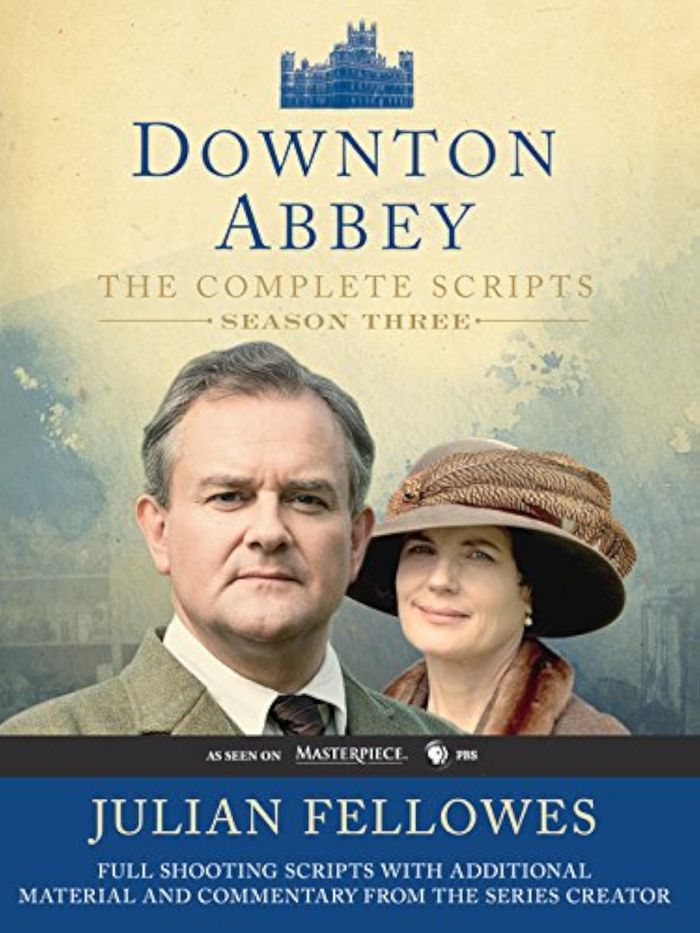 Couverture du livre « DOWNTON ABBEY SCRIPT BOOK SEASON 3 », librairie Les Contes Infusés à Corte