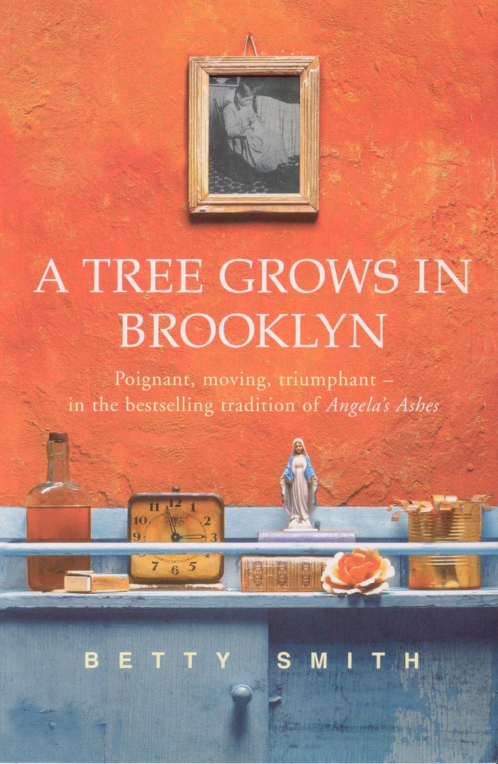 Couverture du livre « A TREE GROWS IN BROOKLYN » de Betty Smith, librairie Les Contes Infusés à Corte