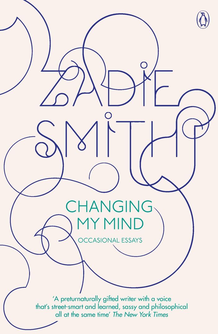 Couverture du livre « CHANGING MY MIND: OCCASIONAL ESSAYS » de Smith, Zadie, librairie Les Contes Infusés à Corte