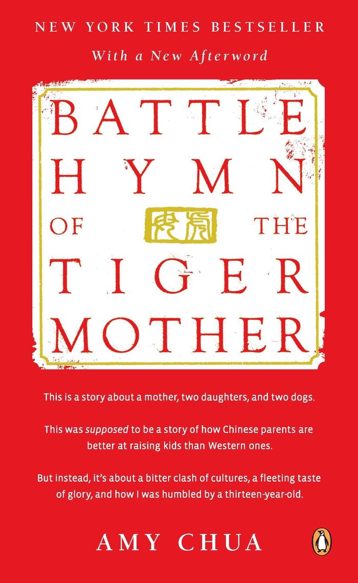 Couverture du livre « BATTLE HYMN OF THE TIGER MOTHER », librairie Les Contes Infusés à Corte