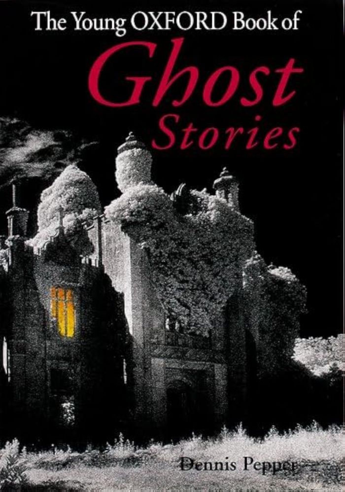 Couverture du livre « THE YOUNG OXFORD BOOK OF GHOST STORIES » de Pepper, librairie Les Contes Infusés à Corte