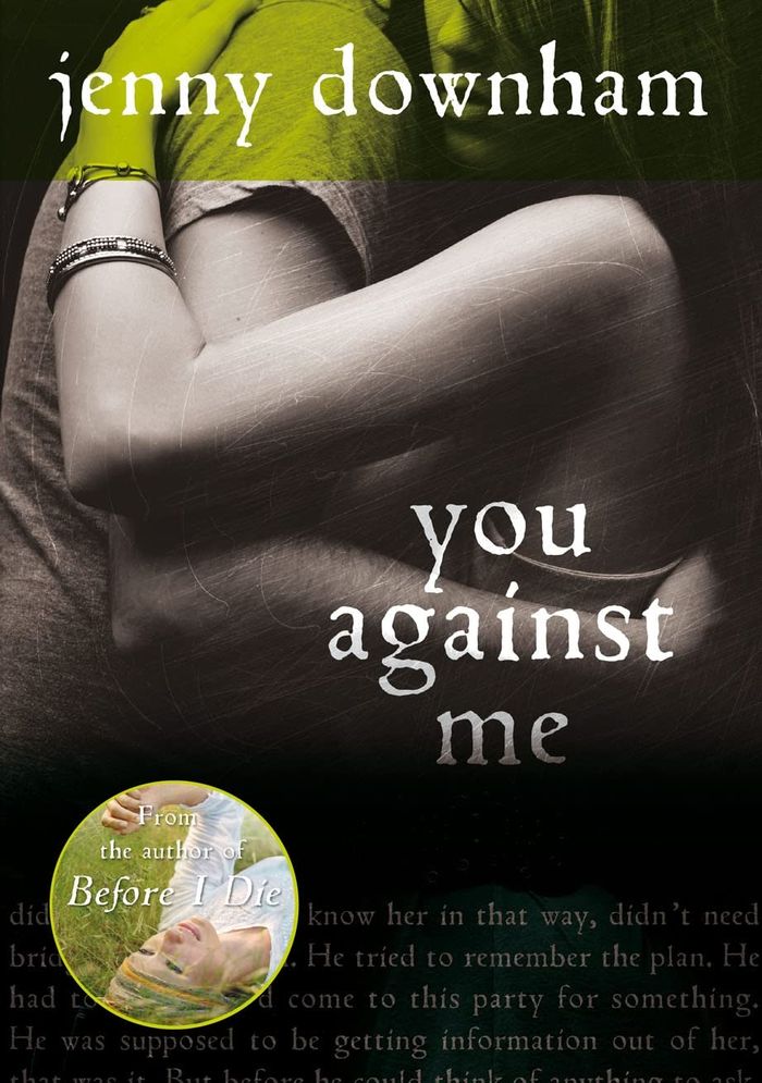 Couverture du livre « YOU AGAINST ME », librairie Les Contes Infusés à Corte