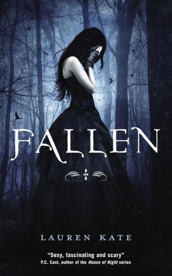 Couverture du livre « FALLEN » de Kate, Lauren, librairie Les Contes Infusés à Corte