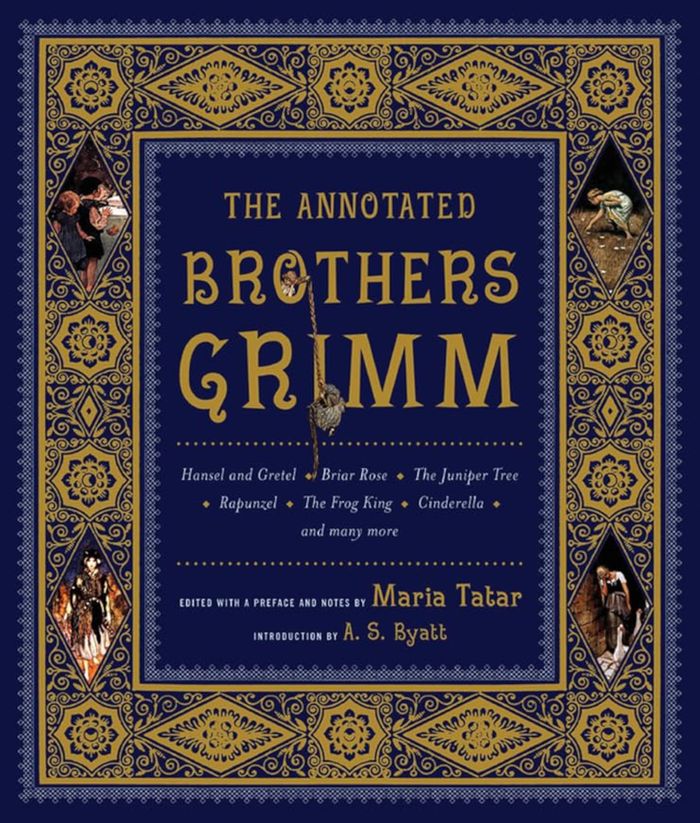 Couverture du livre « THE ANNOTATED BROTHERS GRIMM », librairie Les Contes Infusés à Corte