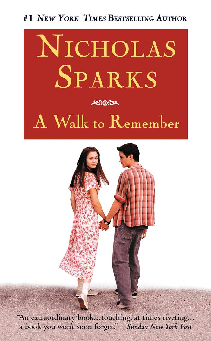 Couverture du livre « A WALK TO REMEMBER » de Sparks, Nicholas, librairie Les Contes Infusés à Corte