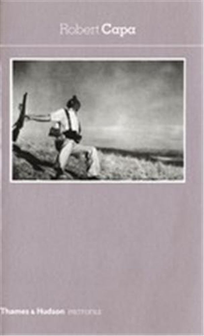 Couverture du livre « ROBERT CAPA (PHOTOFILE) », librairie Les Contes Infusés à Corte