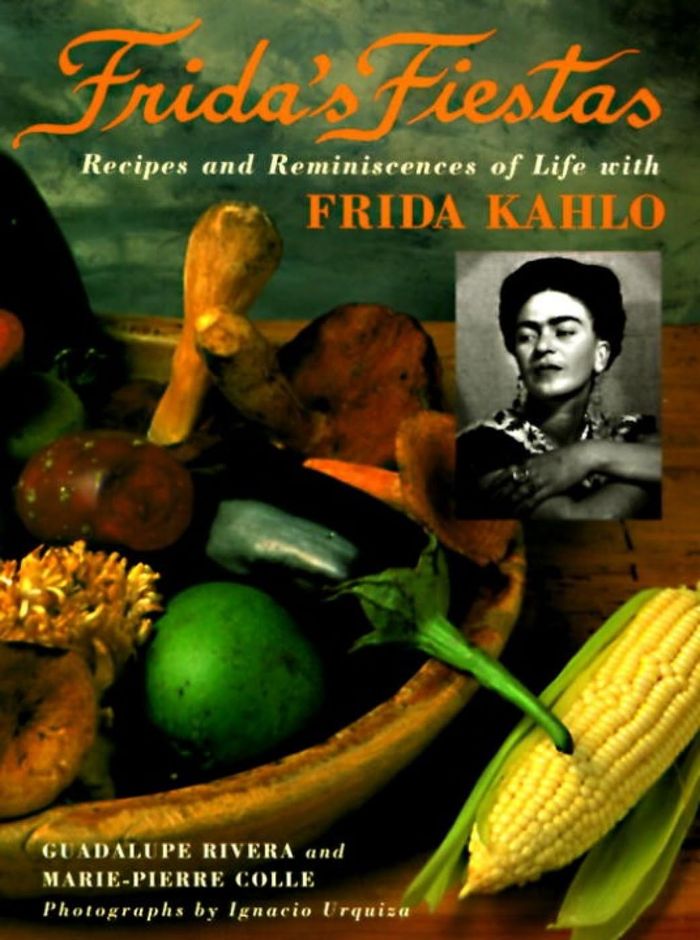 Couverture du livre « FRIDA'S FIESTAS - RECIPES & REMNISCENCES OF LIFE WITH FRIDA KAHLO », librairie Les Contes Infusés à Corte