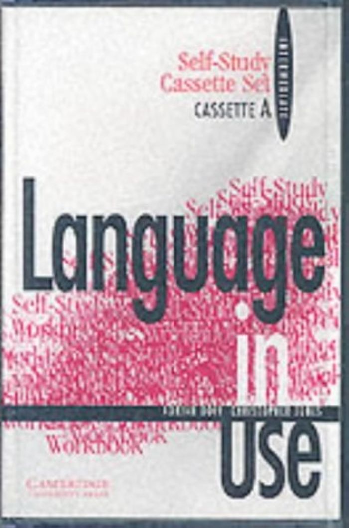 Couverture du livre « LANGUAGE IN USE INTERMEDIATE SELFSTUD CASSETTE » de Doff, A., Jones, C., librairie Les Contes Infusés à Corte