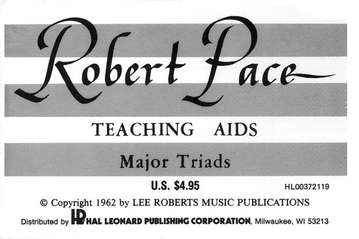 Couverture du livre « FLASH CARDS, MAJOR TRIADS PIANO » de Pace Robert, librairie Les Contes Infusés à Corte