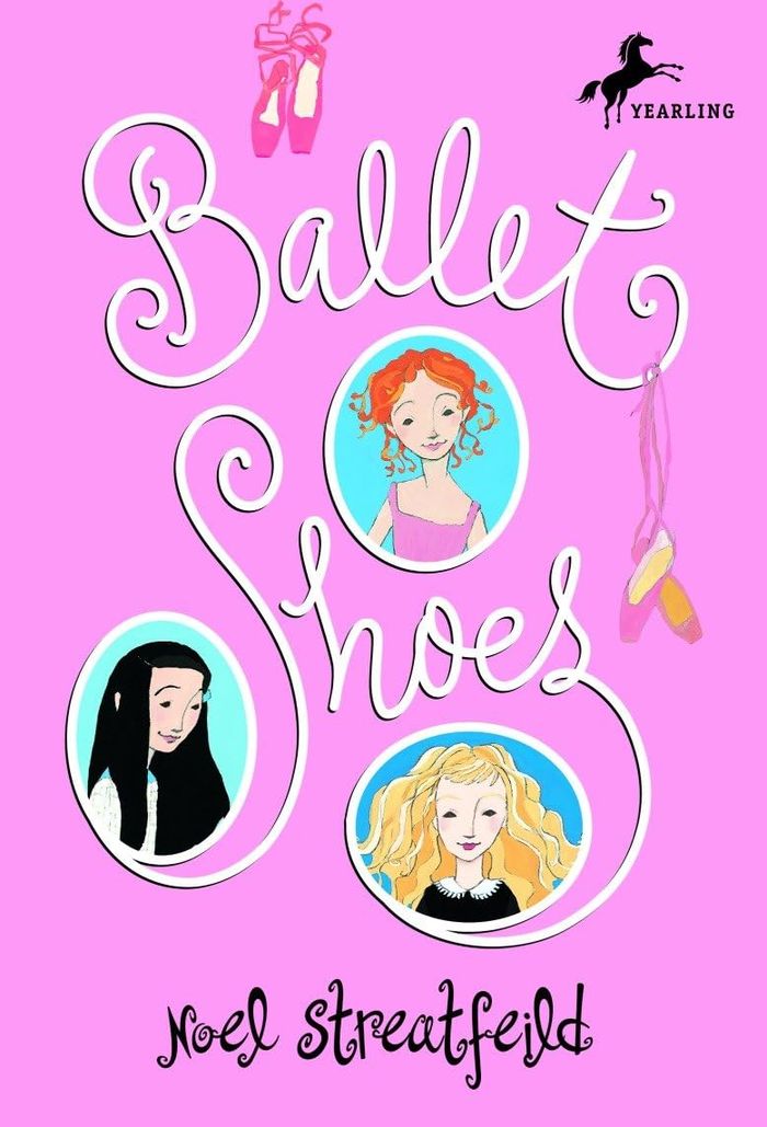 Couverture du livre « BALLET SHOES », librairie Les Contes Infusés à Corte