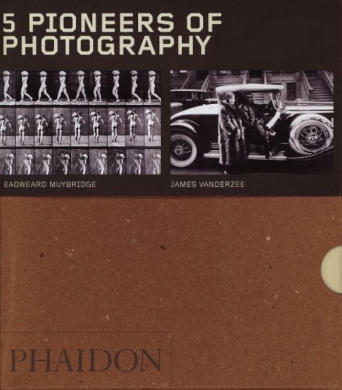 Couverture du livre « 55 BOX SET 5 PIONNEERS OF PHOTOGRAPHY » de Collectif, librairie Les Contes Infusés à Corte