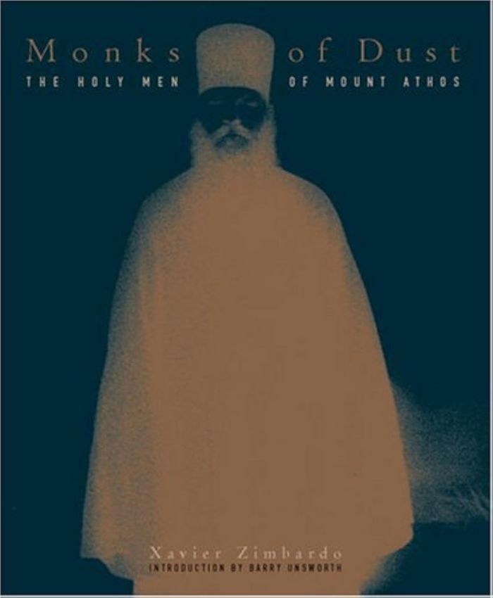 Couverture du livre « MONKS OF DUST », librairie Les Contes Infusés à Corte