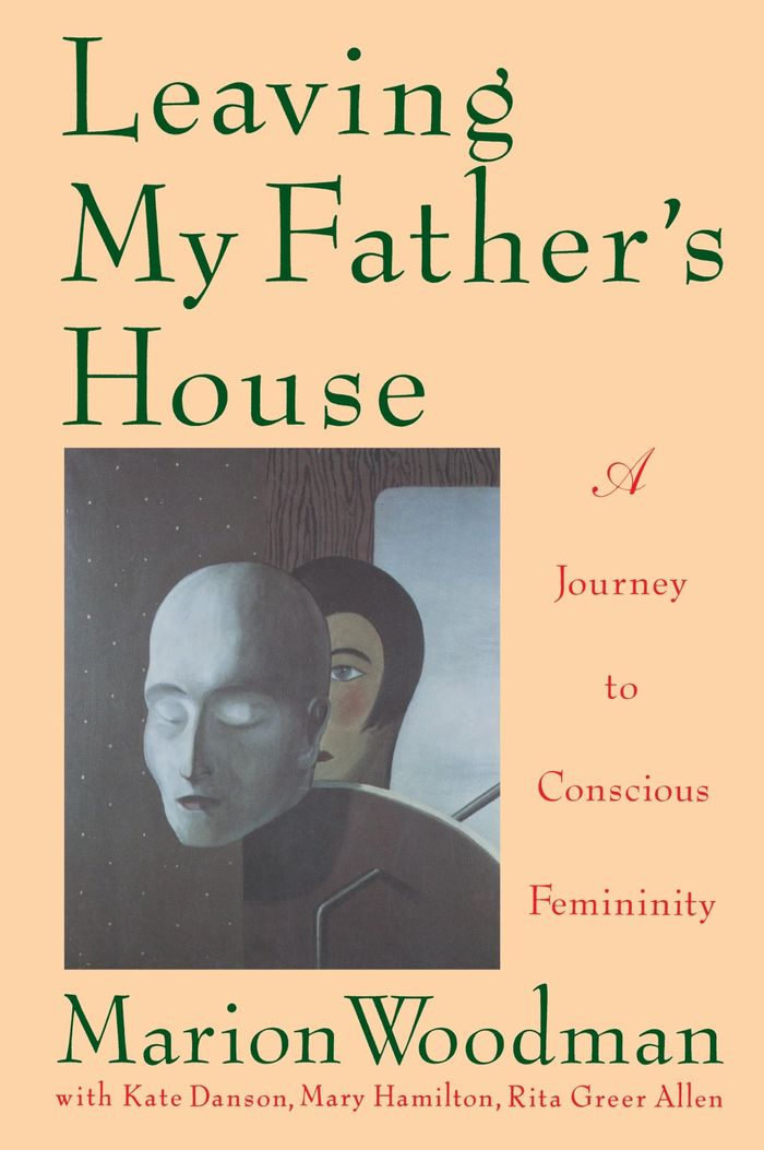 Couverture du livre « LEAVING MY FATHER'S HOUSE - A JOURNEY TO CONSCIOUS FEMININITY », librairie Les Contes Infusés à Corte