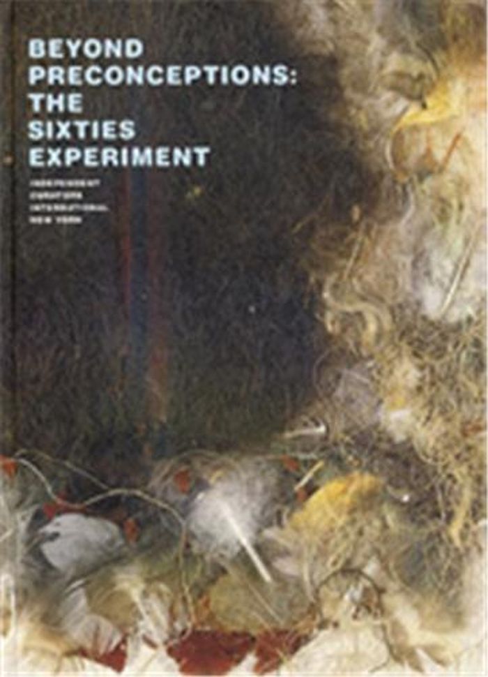 Couverture du livre « BEYOND PRECONCEPTIONS /ANGLAIS », librairie Les Contes Infusés à Corte