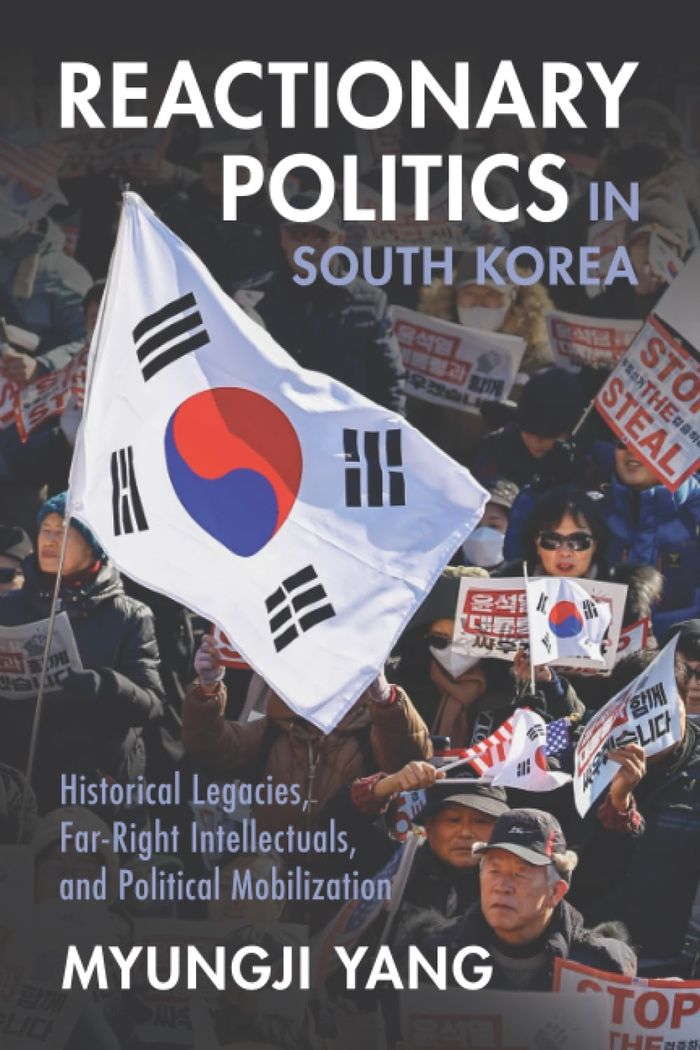 Couverture du livre « CAMBRIDGE STUDIES IN CONTENTIOUS POLITICS - REACTIONARY POLITICS IN SOUTH KOREA - HISTORICAL LEGACIE », librairie Les Contes Infusés à Corte