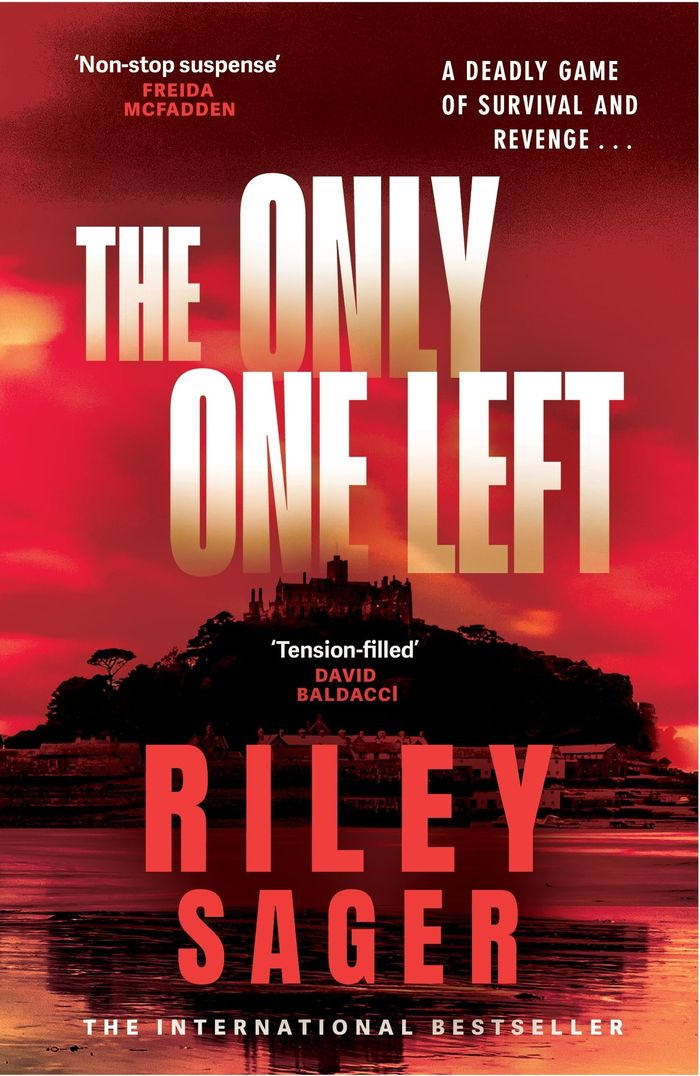Couverture du livre « THE ONLY ONE LEFT - THE CHILLING, GRIPPING NOVEL FROM THE MASTER OF THE GENRE-BENDING THRILLER » de Riley Sager, librairie Les Contes Infusés à Corte