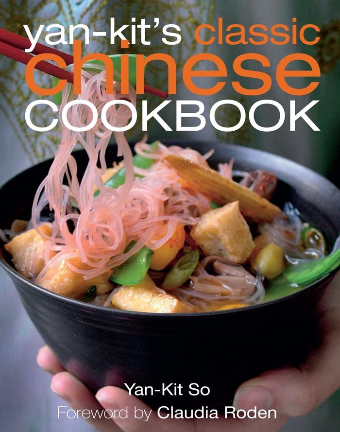 Couverture du livre « YAN KIT'S CLASSIC CHINESE COOKBOOK » de Kindersley Dorling, librairie Les Contes Infusés à Corte