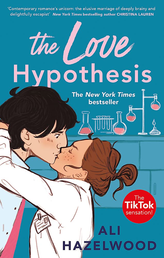 Couverture du livre « THE LOVE HYPOTHESIS - A TIKTOK SENSATION AND MUST-READ STEM ROMANCE » de Ali Hazelwood, librairie Les Contes Infusés à Corte