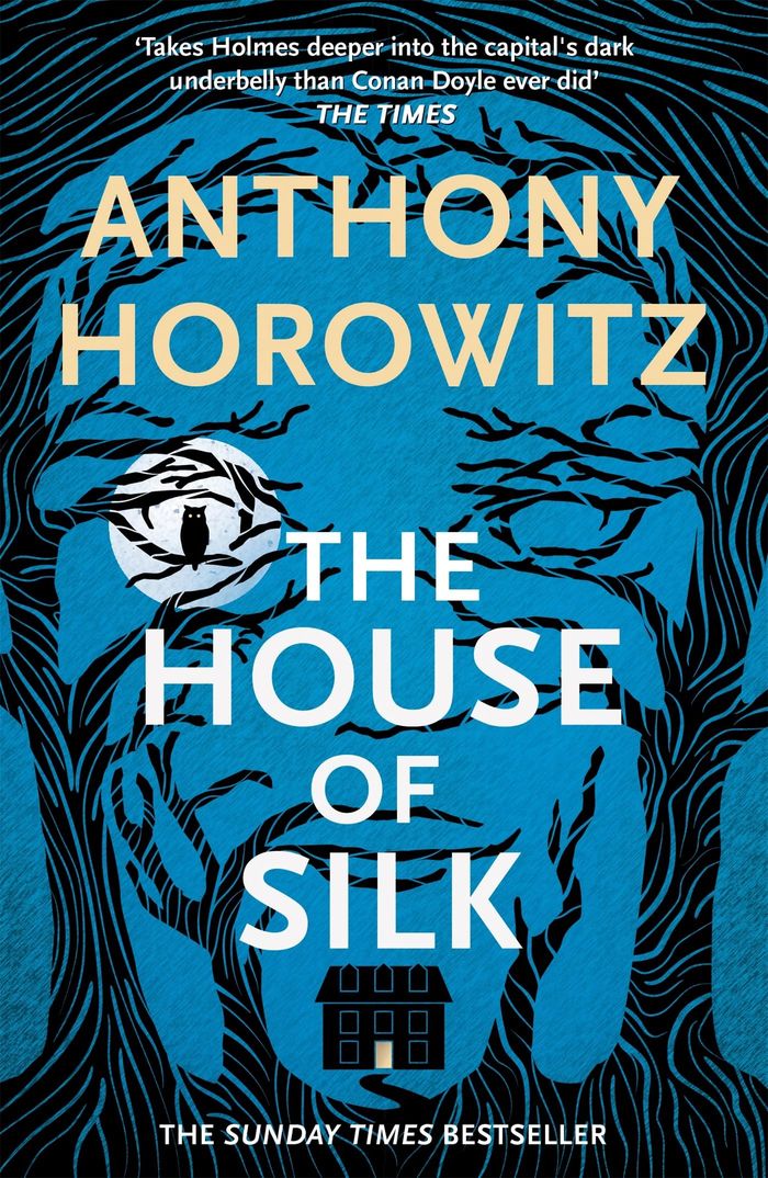 Couverture du livre « THE HOUSE OF SILK - THE BESTSELLING SHERLOCK HOLMES NOVEL » de Anthony Horowitz, librairie Les Contes Infusés à Corte