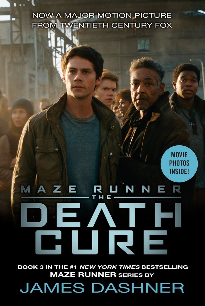 Couverture du livre « THE MAZE RUNNER SERIES - THE DEATH CURE MOVIE TIE-IN EDITION (MAZE RUNNER, BOOK THREE) » de James Dashner, librairie Les Contes Infusés à Corte