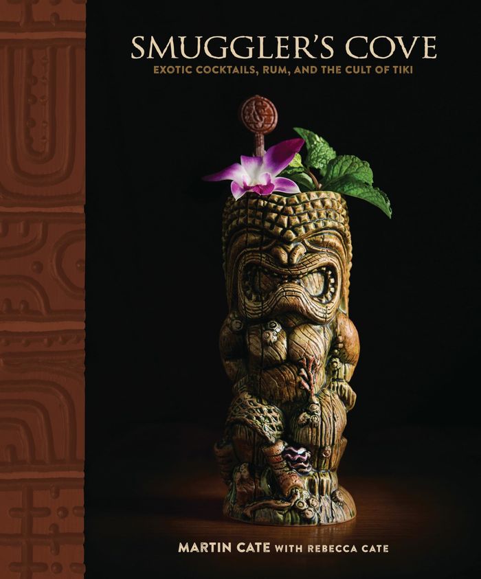 Couverture du livre « SMUGGLER'S COVE EXOTIC COCKTAILS, RUM, AND THE CULT OF TIKI /ANGLAIS », librairie Les Contes Infusés à Corte