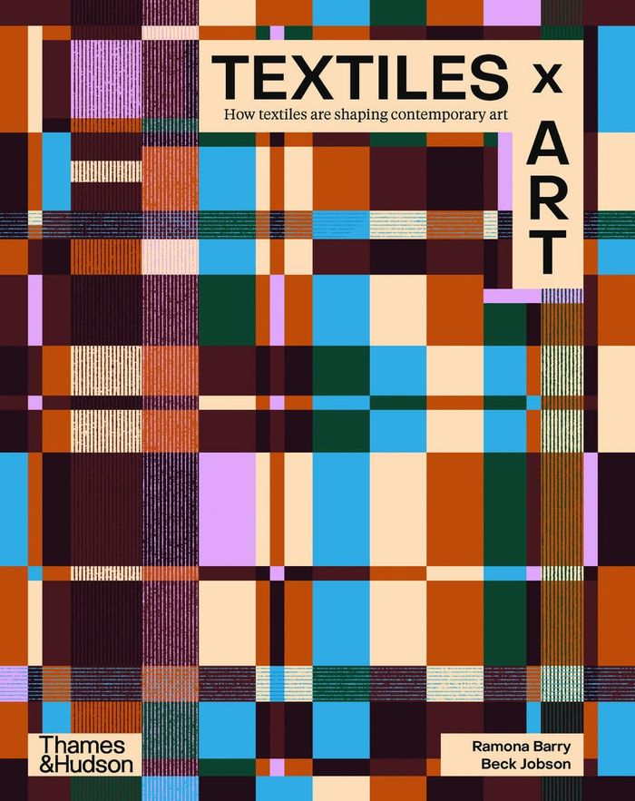 Couverture du livre « TEXTILES X ART : HOW TEXTILES ARE SHAPING CONTEMPORARY ART /ANGLAIS » de Barry/jobson, librairie Les Contes Infusés à Corte