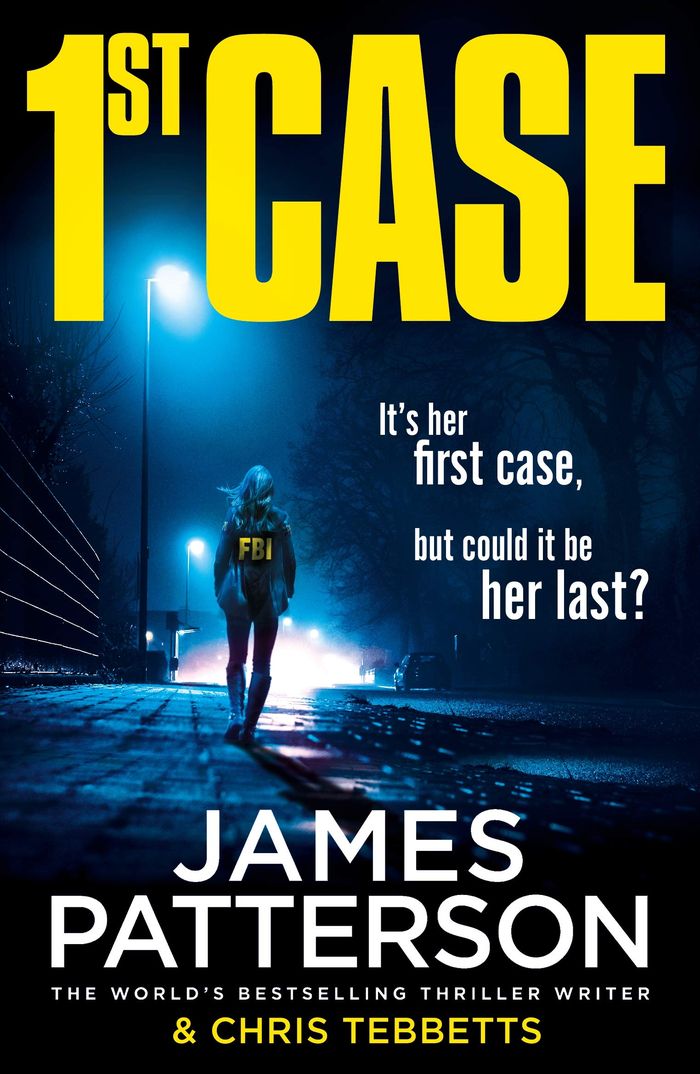 Couverture du livre « 1ST CASE - IT'S HER FIRST CASE. IT COULD BE HER LAST. » de James Patterson, librairie Les Contes Infusés à Corte