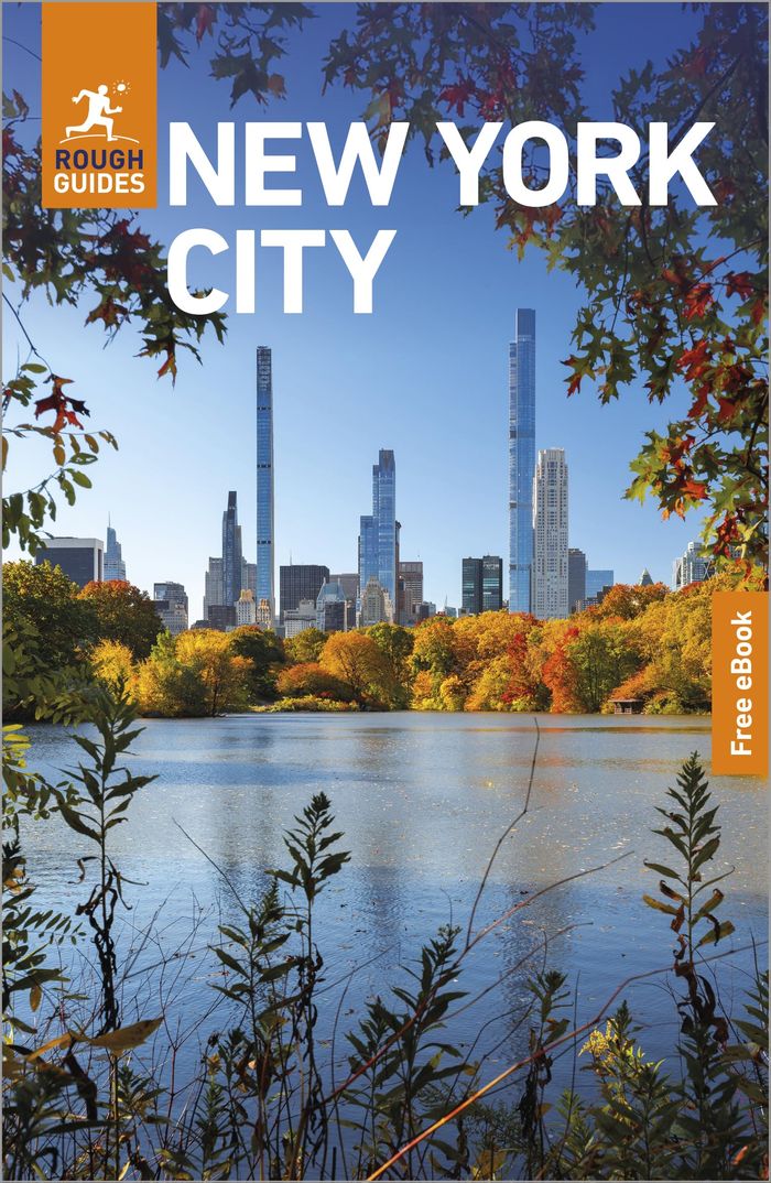 Couverture du livre « ROUGH GUIDES NEW YORK CITY: TRAVEL GUIDE WITH EBOOK - 2026-2027 INSIDER TIPS MUST-SEE SIGHTS M » de Rough Guides, librairie Les Contes Infusés à Corte