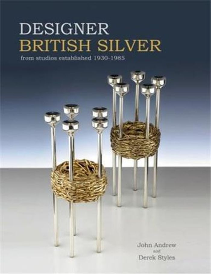 Couverture du livre « DESIGNER BRITISH SILVER FROM STUDIOS ESTABLISHED 1930-1985 /ANGLAIS », librairie Les Contes Infusés à Corte