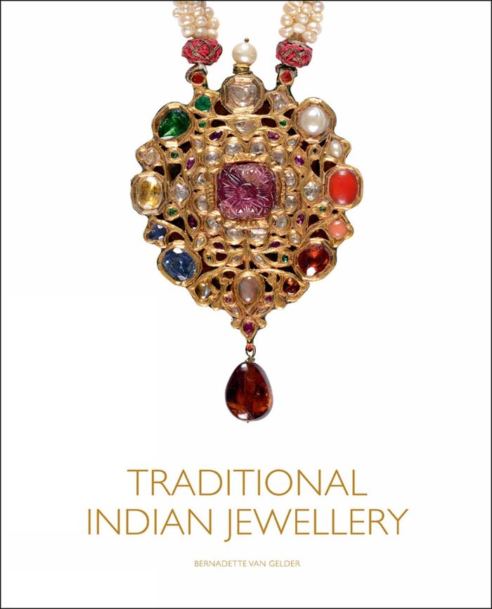 Couverture du livre « TRADITIONAL INDIAN JEWELLERY /ANGLAIS » de Van Gelder Bernadett, librairie Les Contes Infusés à Corte