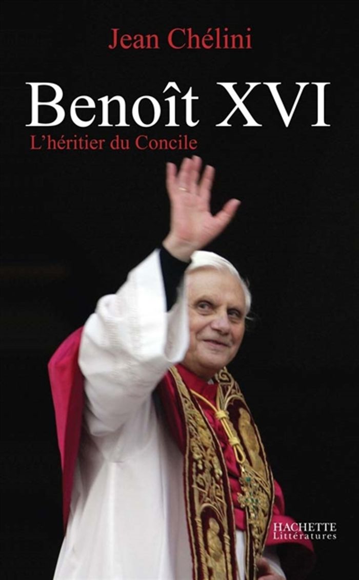 Couverture du livre « BENOIT XVI », librairie Les Contes Infusés à Corte
