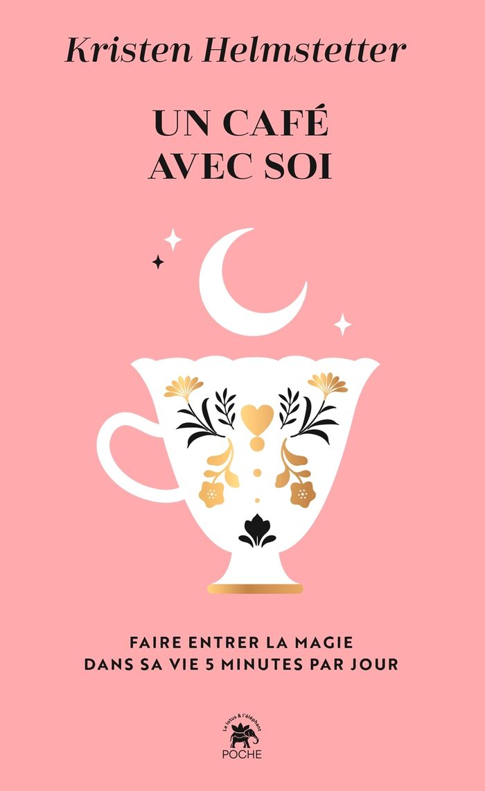 Couverture : UN CAFE AVEC SOI - FAIRE ENTRER LA MAGIE DANS SA VIE 5 MINUTES PAR JOUR