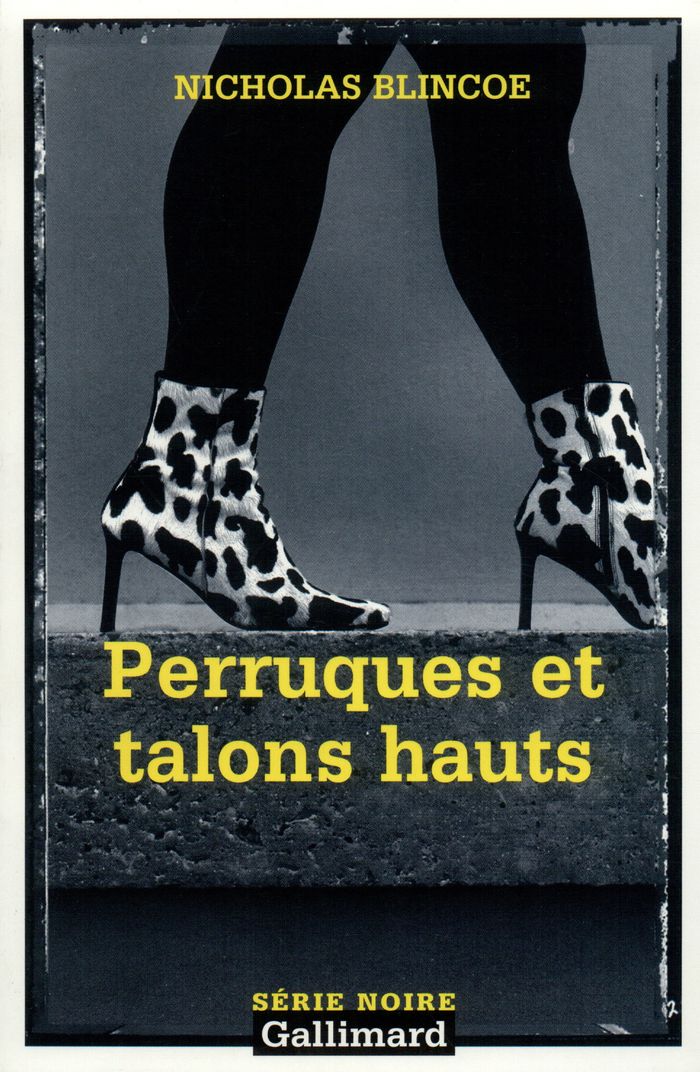 Couverture du livre « PERRUQUES ET TALONS HAUTS » de Nicholas Blincoe, librairie Les Contes Infusés à Corte