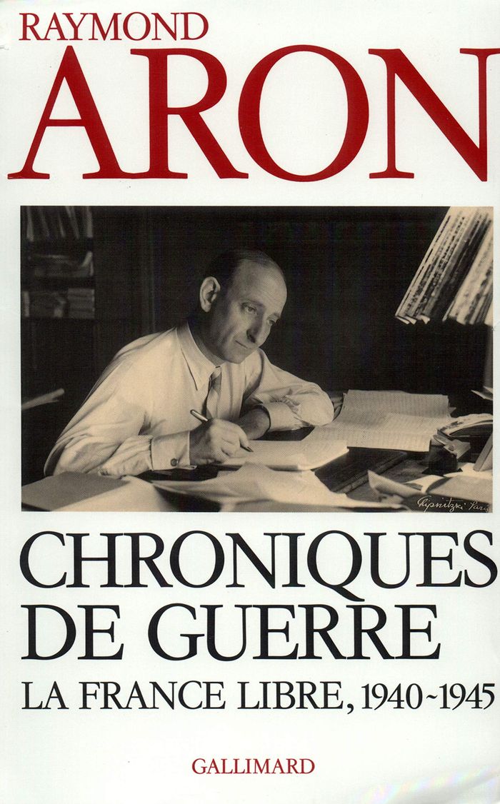 Couverture du livre « CHRONIQUES DE GUERRE - LA FRANCE LIBRE (1940-1945) » de Aron/soutou, librairie Les Contes Infusés à Corte