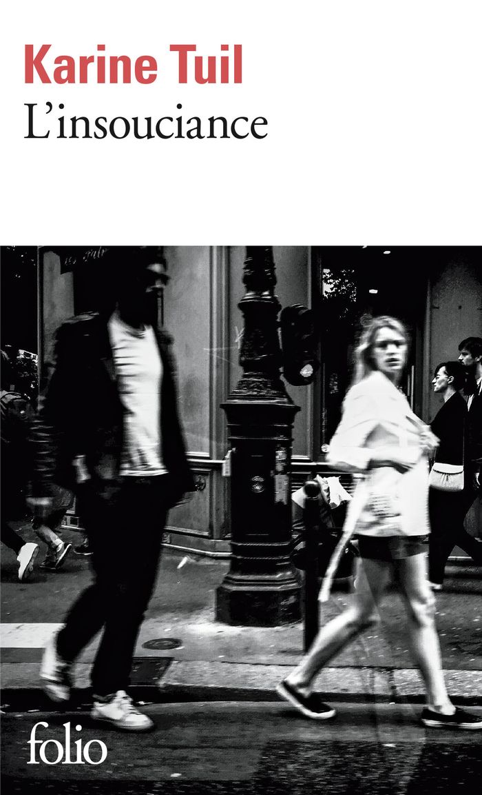 Couverture du livre « L'insouciance » de Karine Tuil, librairie Les Contes Infusés à Corte