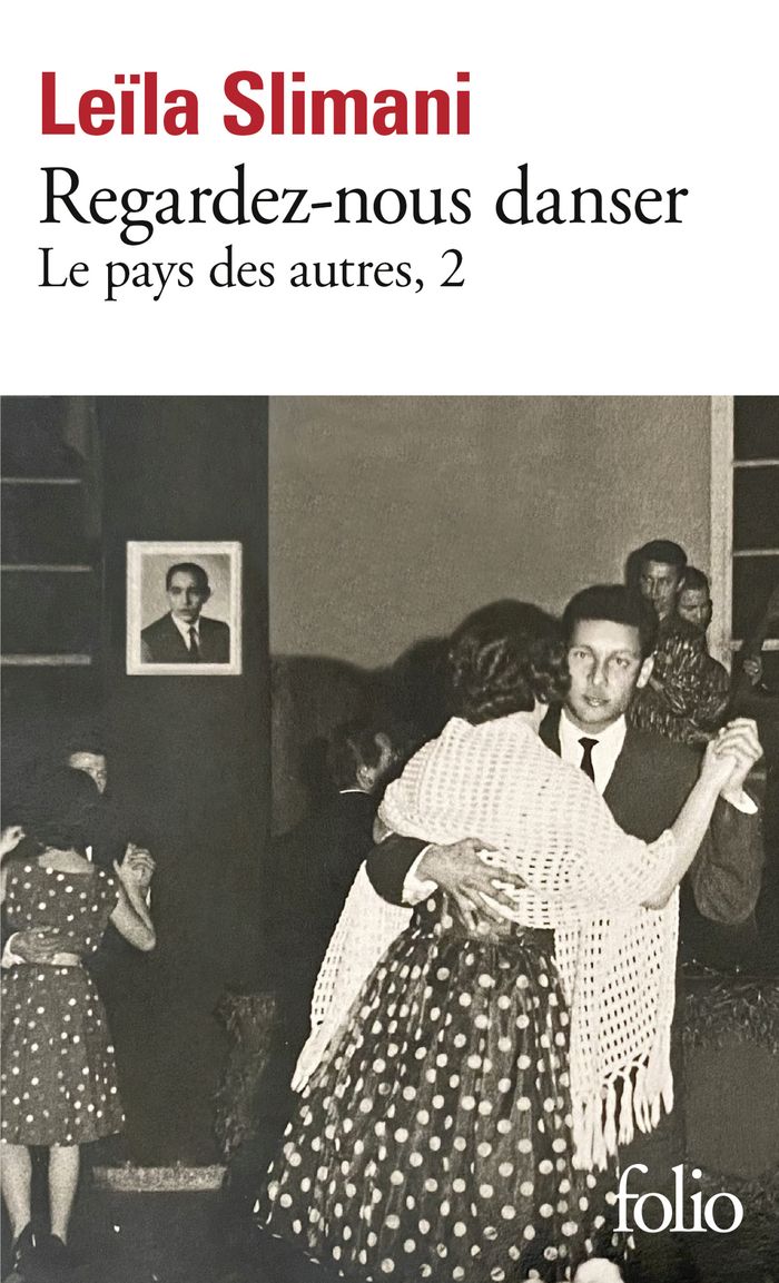 Couverture du livre « LE PAYS DES AUTRES - T02 - REGARDEZ-NOUS DANSER », librairie Les Contes Infusés à Corte