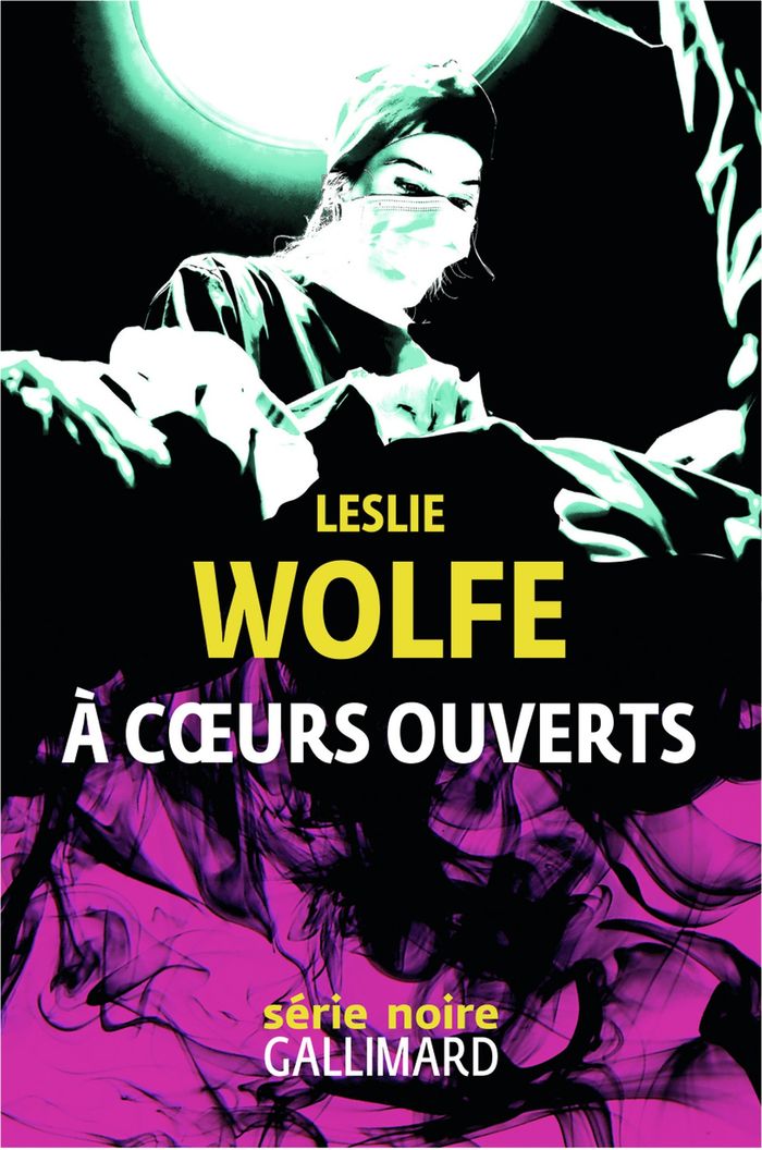 Couverture du livre « À coeurs ouverts » de Leslie Wolfe, librairie Les Contes Infusés à Corte