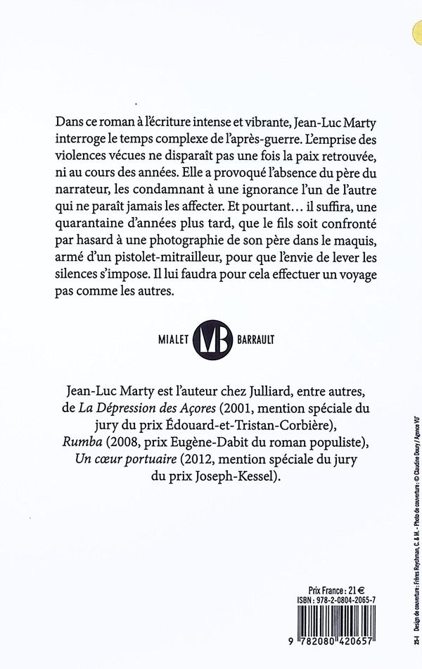 Quatrième de couverture de « Un garçon d'après-guerre : roman »