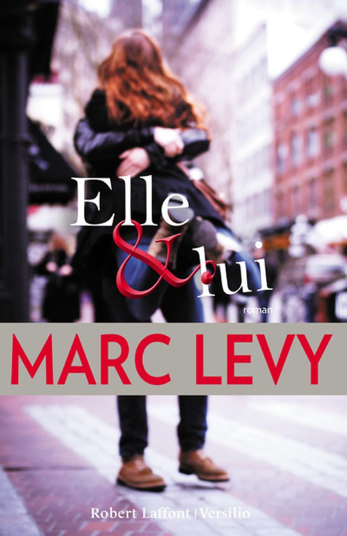 Couverture du livre « Elle et lui : roman » de Marc Lévy, librairie Les Contes Infusés à Corte
