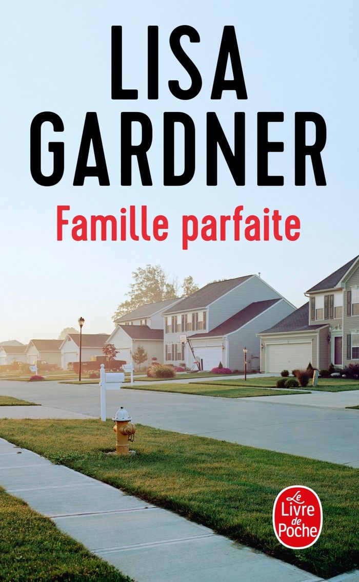 Couverture du livre « Famille parfaite », librairie Les Contes Infusés à Corte