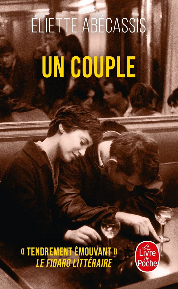 Couverture du livre « UN COUPLE » de Eliette Abecassis, librairie Les Contes Infusés à Corte