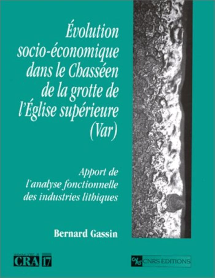 Couverture du livre « EVOLUTION SOCIO-ECONOMIQUE DANS LE CHASSEEN DE LA GROTTE » de Collectif, librairie Les Contes Infusés à Corte