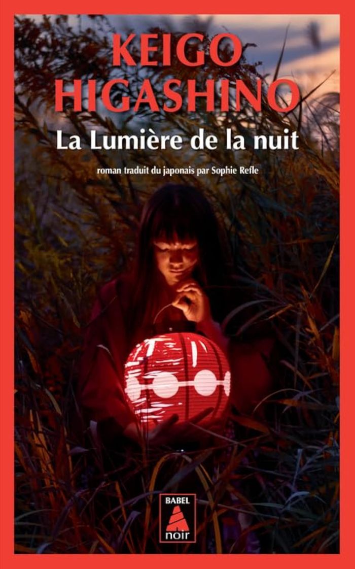 Couverture du livre « La lumière de la nuit : roman » de Keigo Higashino, librairie Les Contes Infusés à Corte