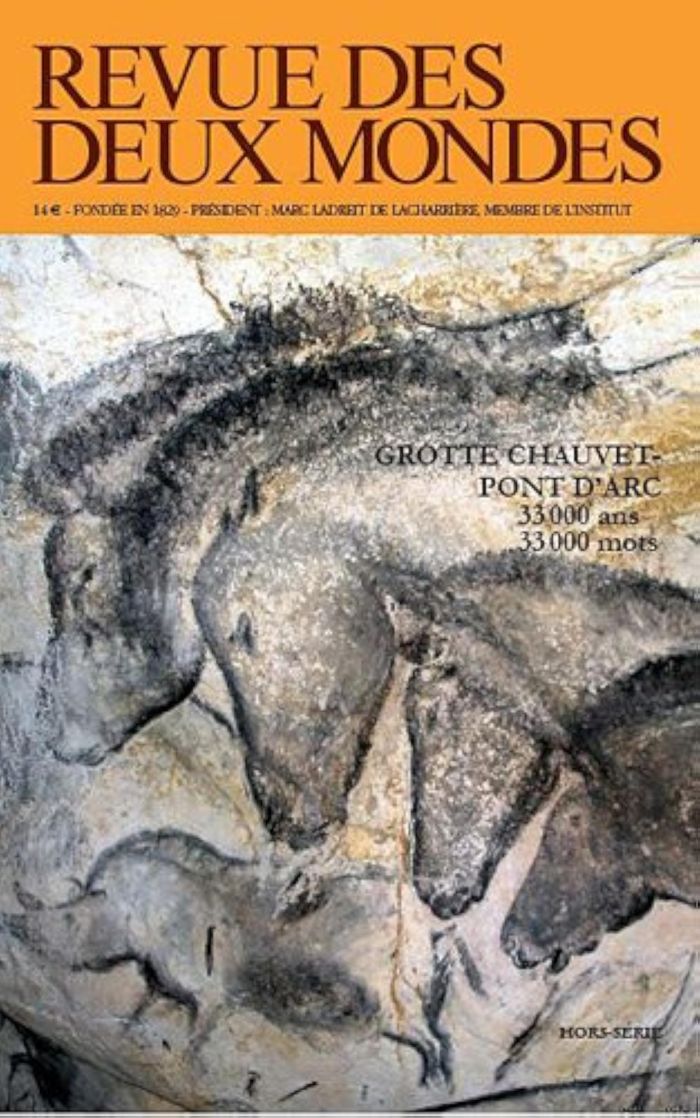 Couverture du livre « REVUE DES DEUX MONDES HS NOVEMBRE 2011. GROTTE CHAUVET - PONT D'ARC 33 000 ANS 33 000 MOTS », librairie Les Contes Infusés à Corte