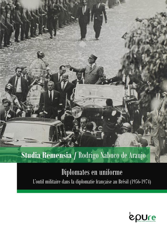 Couverture du livre « DIPLOMATES EN UNIFORME », librairie Les Contes Infusés à Corte