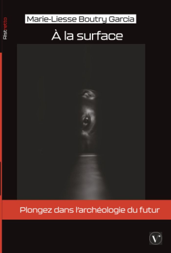 Couverture du livre « À la surface » de Marie-Liesse Boutry Garcia, librairie Les Contes Infusés à Corte
