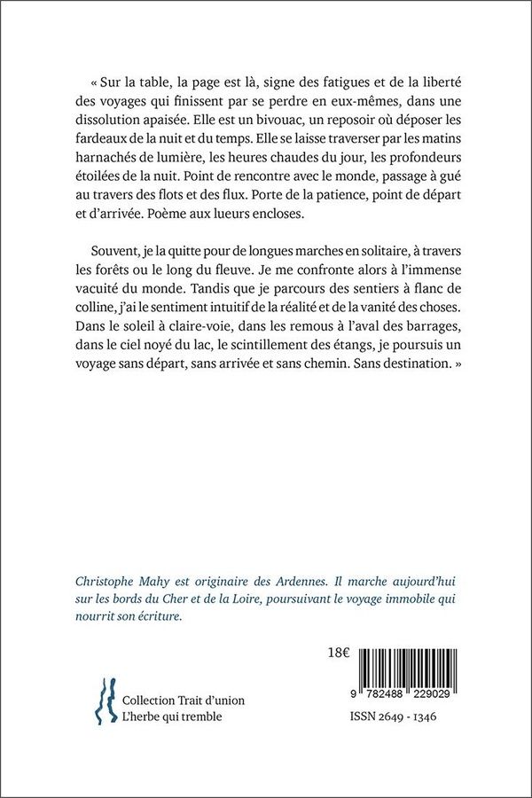 Quatrième de couverture de « En lisière de l'aube : chroniques »