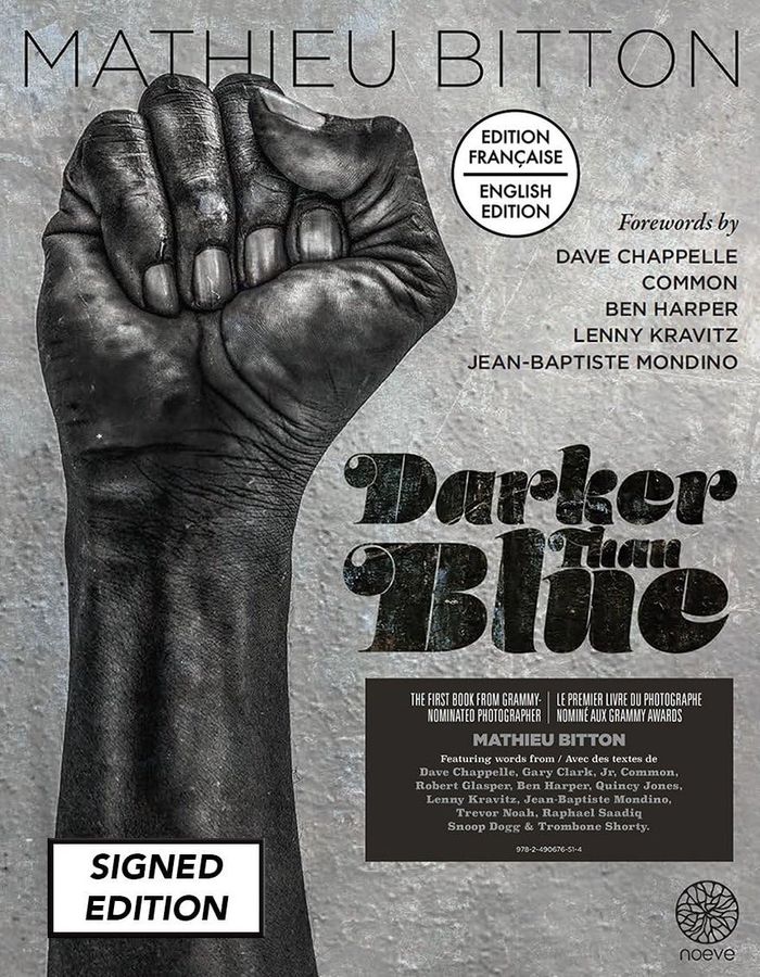 Couverture du livre « DARKER THAN BLUE (ED. SIGNED) » de Matthieu Bitton, librairie Les Contes Infusés à Corte